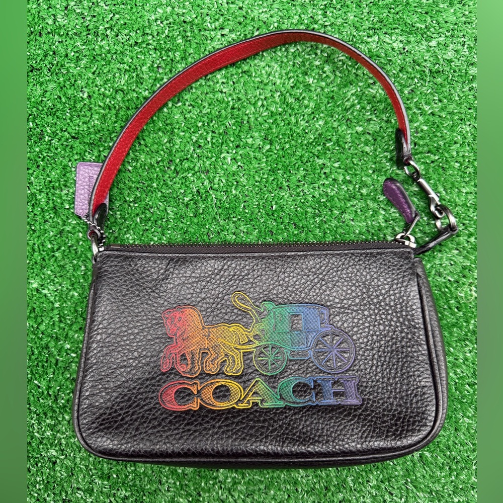 🖤Coach Nolita